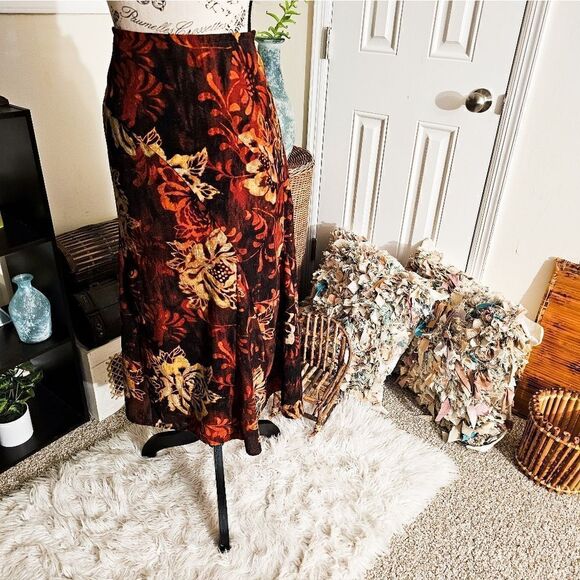 Vintage R.Q.T Rustic Floral Print Midi Skirt - Picture 13 of 15